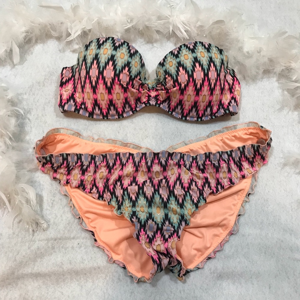 Strapless VS Bikini